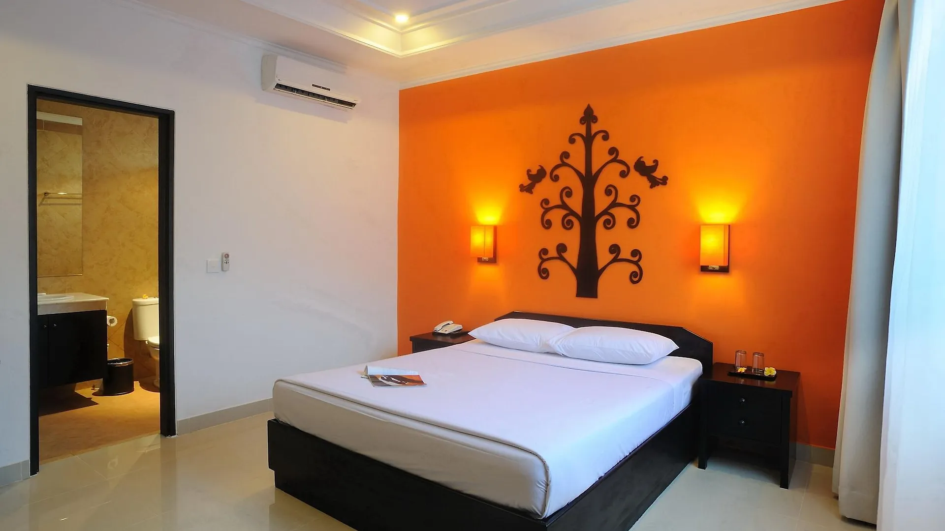 Dewi Sri Hotel Legian   Legian (Bali)